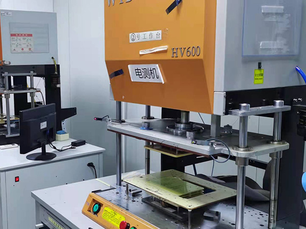 PCB加工中使用飛針測試與測試架的價格區別？